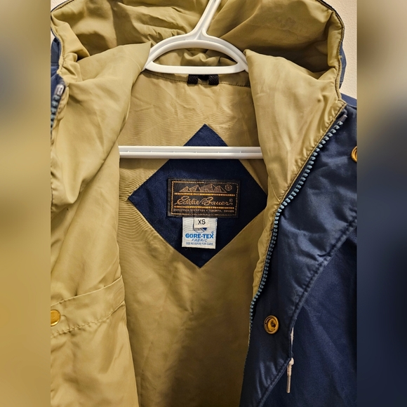 SOLD - Vintage Eddie Bauer Gortex Coat - Picture 3 of 4